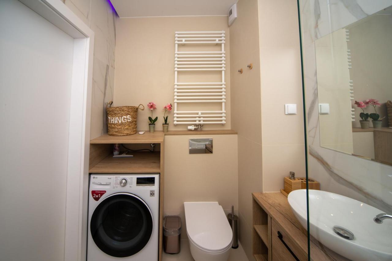 Maya'S Flats & Resorts 30 - 3 Pokojowy Apartment Na Dlugich Ogrodach W Gdansku ภายนอก รูปภาพ